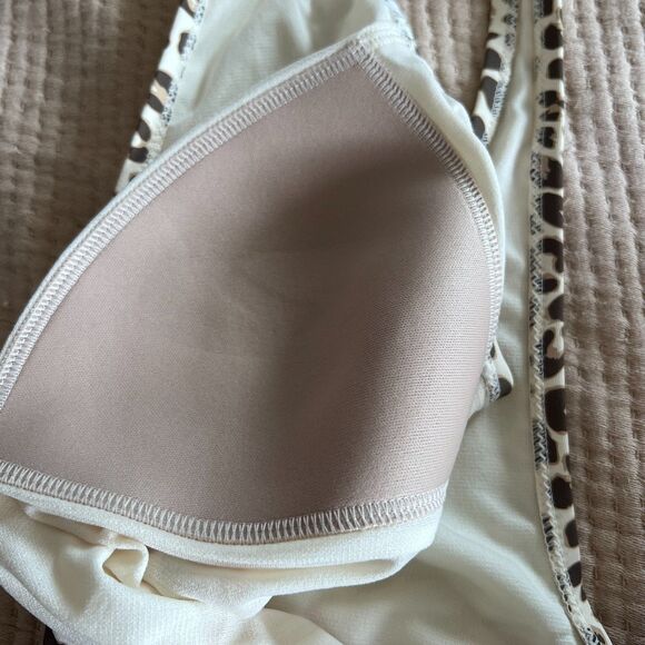 Johnny Was BLUE Leopard Wrap One Piece Swimsuit Large Floral $198 NEW Beach - Picture 11 of 13